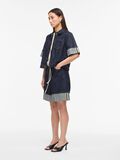 Product image thumbnail - MID-WAIST DENIM SHORTS, Dark Blue Denim | 4
