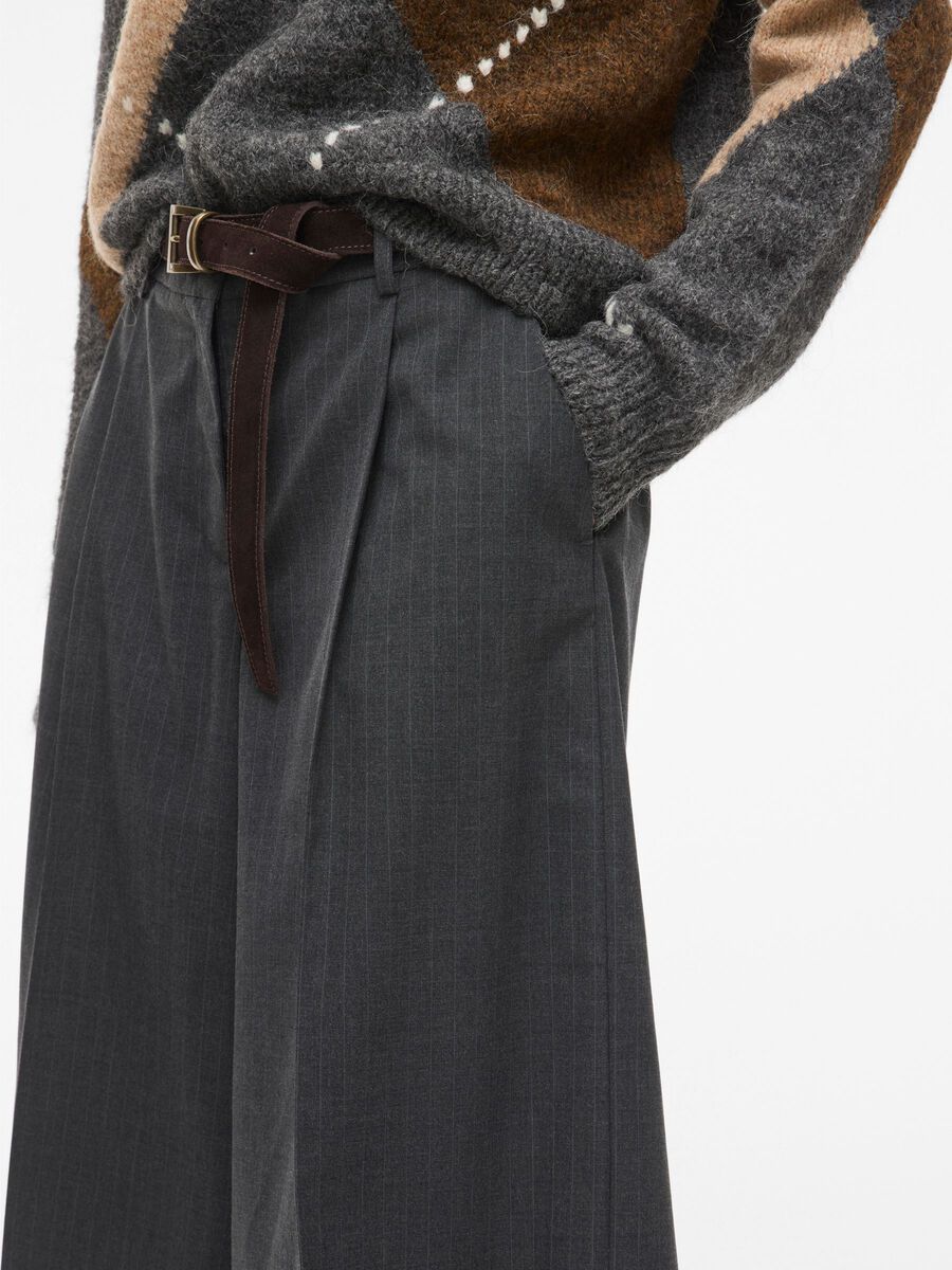 Carousel image - TAILORED BERMUDA SHORTS, Dark Grey | 3