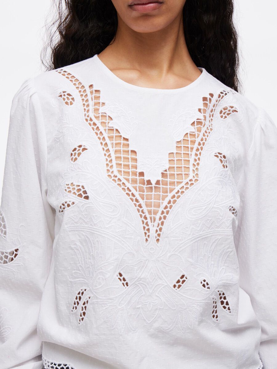 Carousel image - LACE-DETAILED LONG SLEEVED TOP, Cloud Dancer | 3