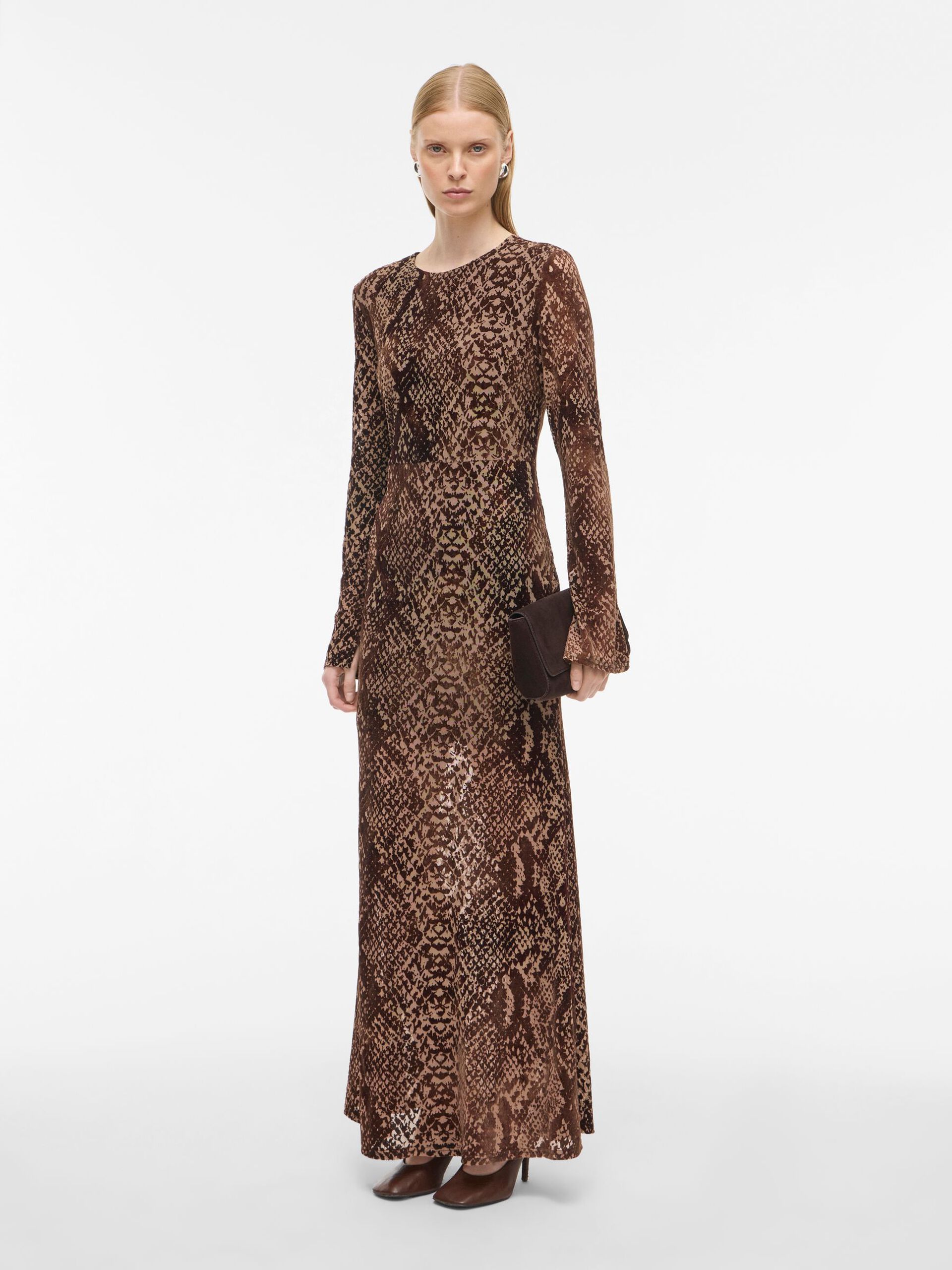Carousel image - LONG SLEEVED MAXI DRESS, Chicory Coffee | 4