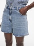 VILA HIGH WAIST DENIM SHORTS, Light Blue Denim, highres - 14105763_LightBlueDenim_007.jpg