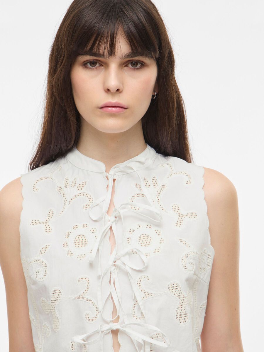 Carousel image - FRONT TIE SLEEVELESS TOP, Cloud Dancer | 3