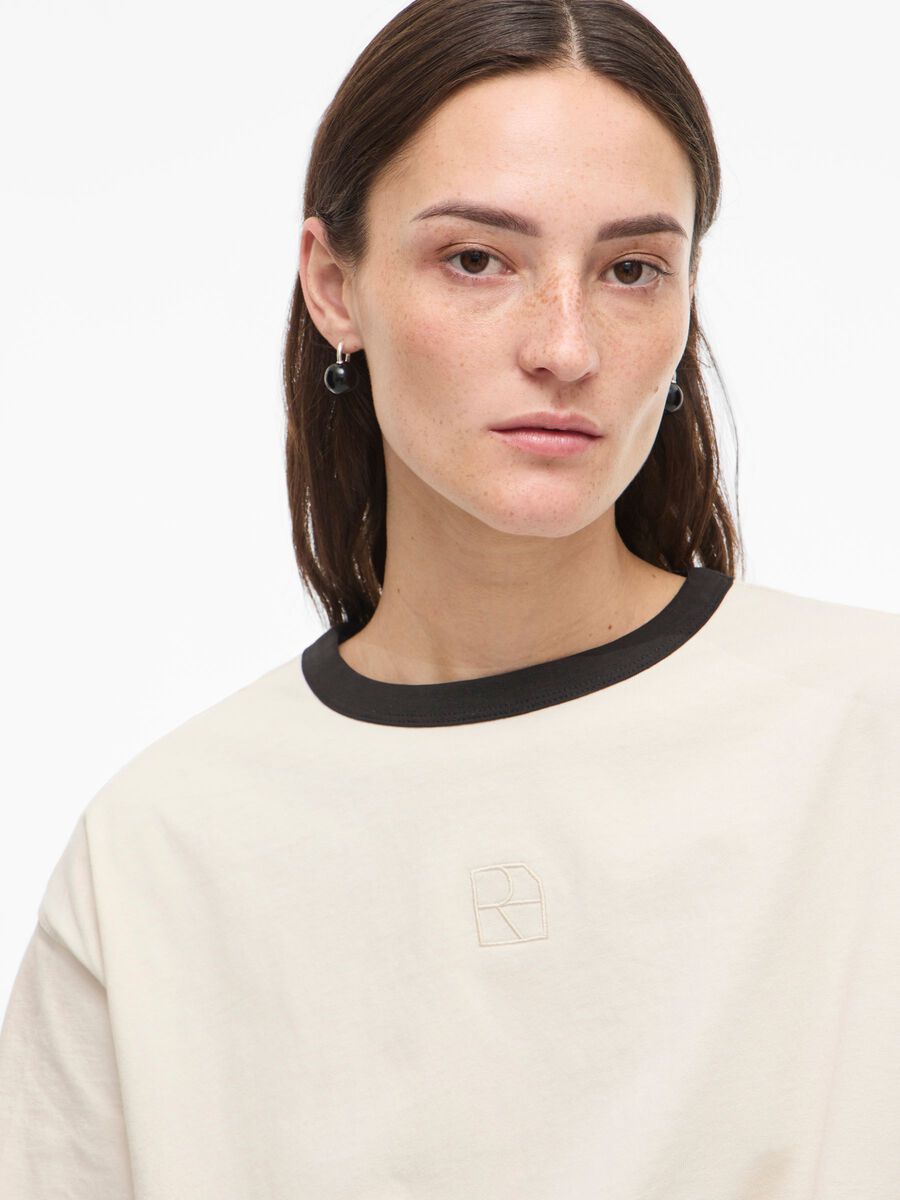 Carousel image - ROUND NECK OVERSIZED T-SHIRT, Birch | 3