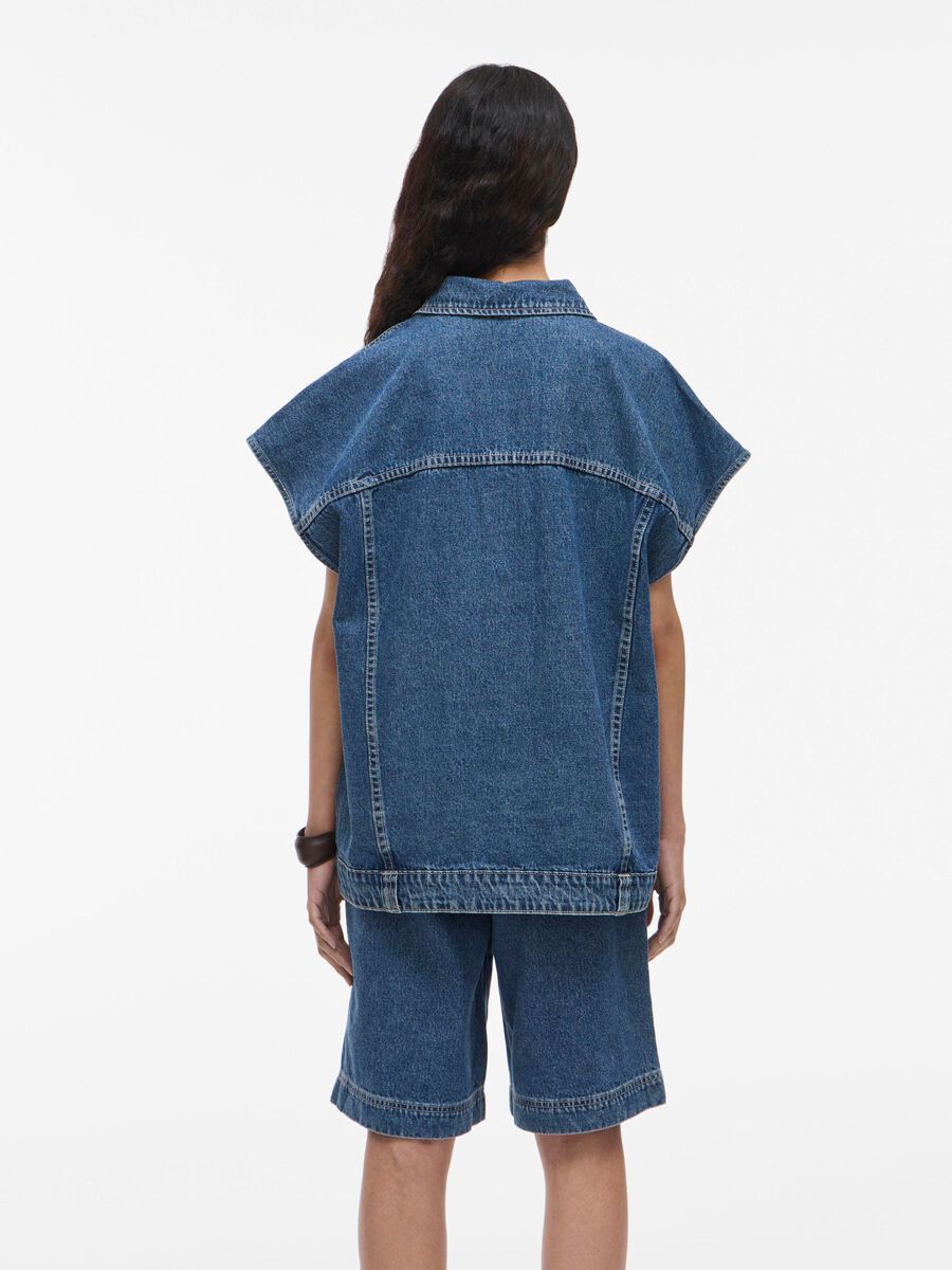 VILA OVERSIZED DENIM VEST, Dark Medium Blue Denim, highres - 14107739_DarkMediumBlueDenim_004.jpg