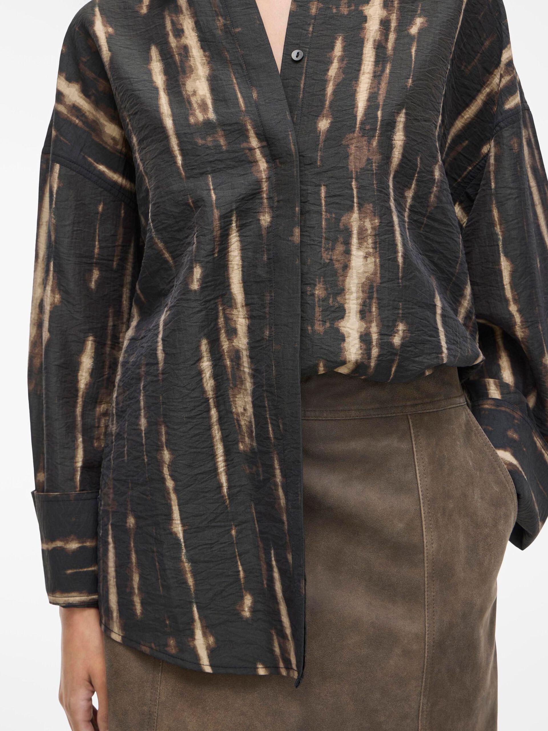 Carousel image - PRINTED LONG SLEEVED SHIRT, Meteorite | 5