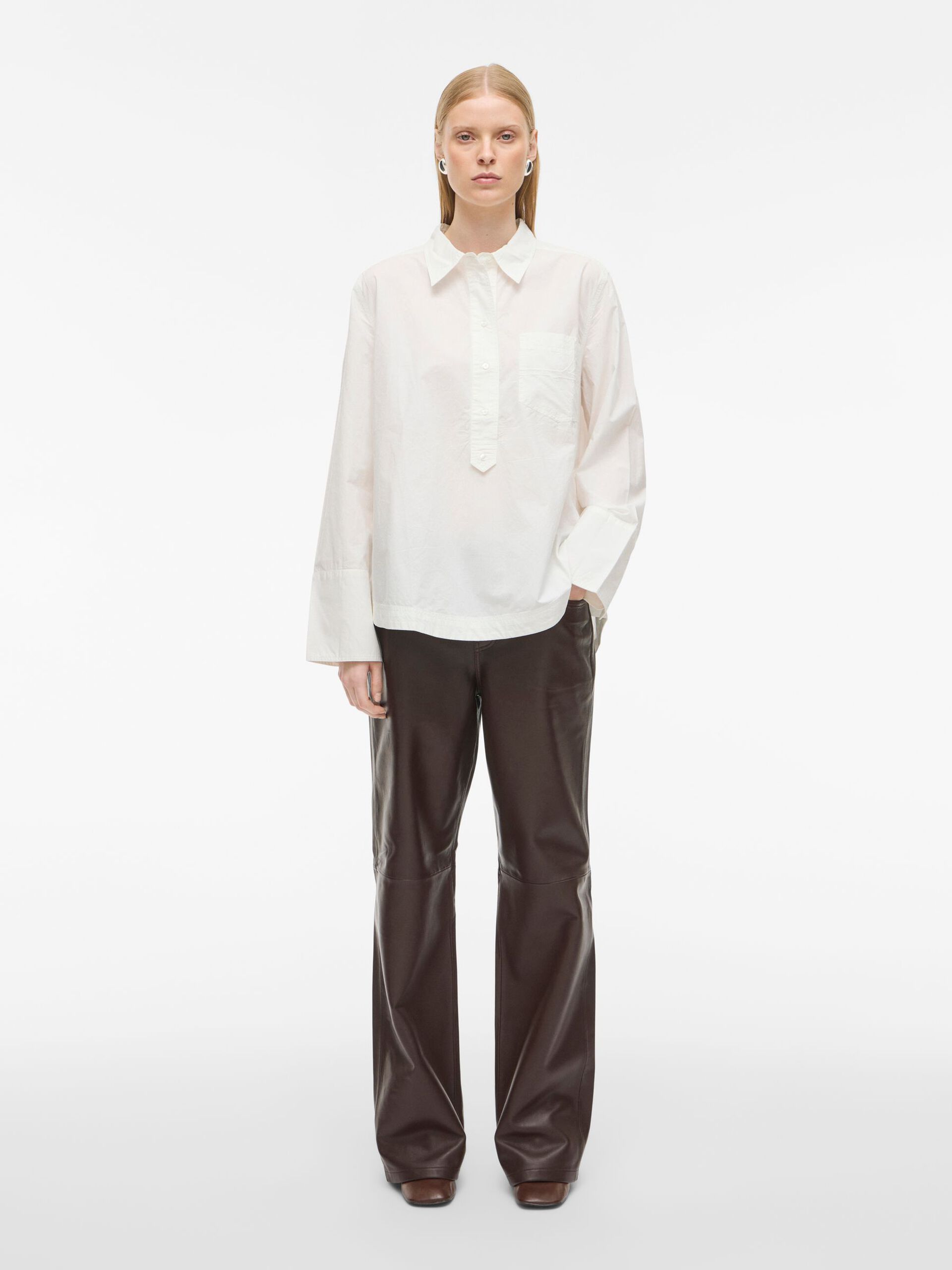 Carousel image - LONG SLEEVED SHIRT, Cloud Dancer | 4