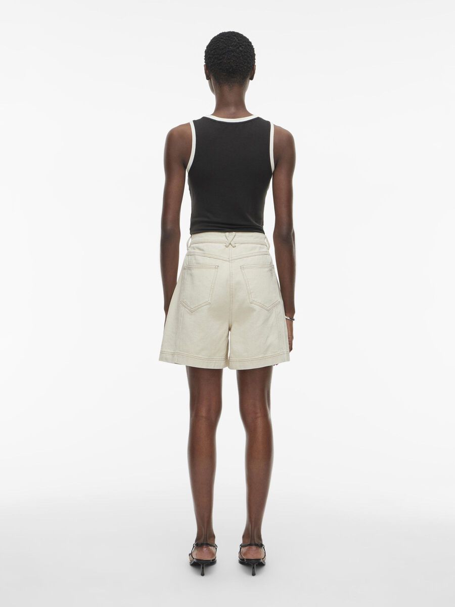 VILA DENIM SHORTS, Birch, highres - 14105748_Birch_004.jpg