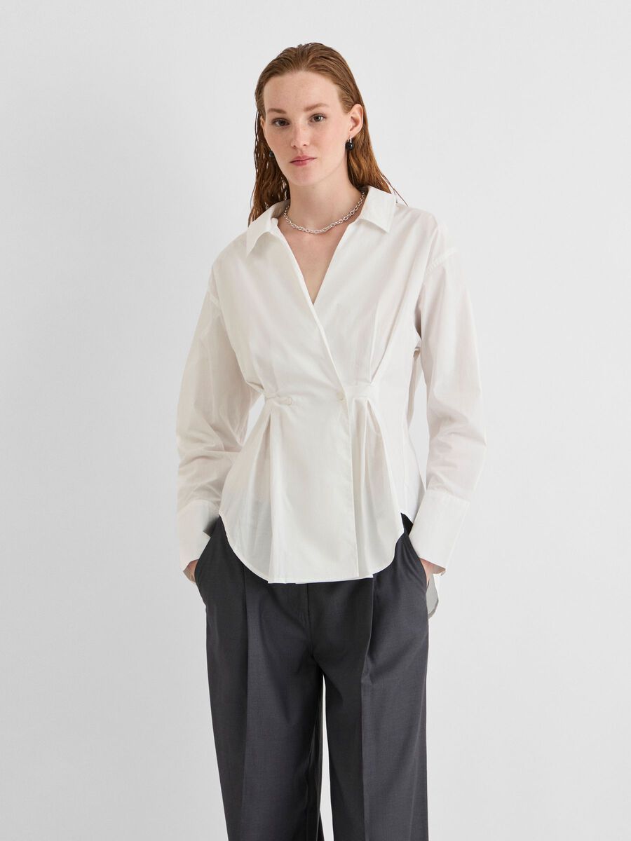 Product tile image - V-NECK LONG SLEEVED SHIRT, Cloud Dancer | 14118651_CloudDancer