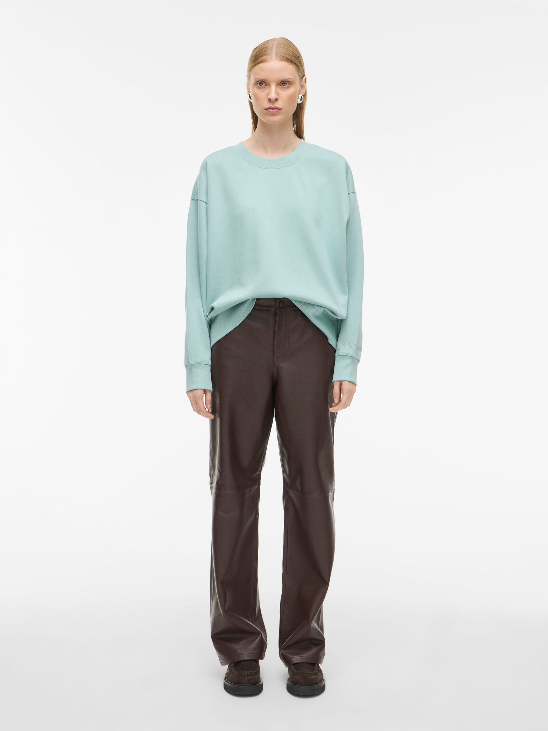 Carousel image - LONG SLEEVED SWEATSHIRT, Aquifer | 4