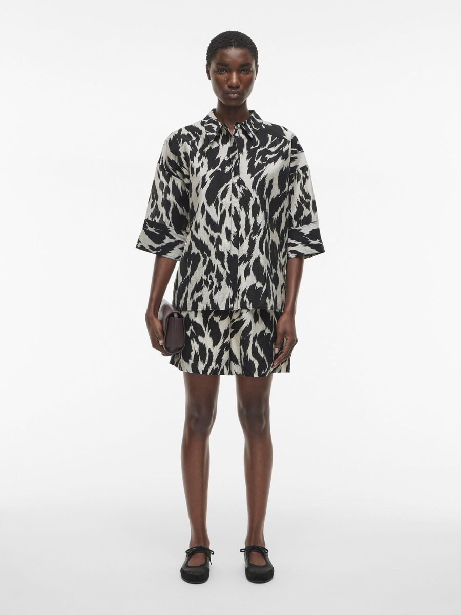 VILA OVERSIZE SHORT SLEEVED SHIRT, Birch, highres - 14105734_Birch_1175703_005.jpg