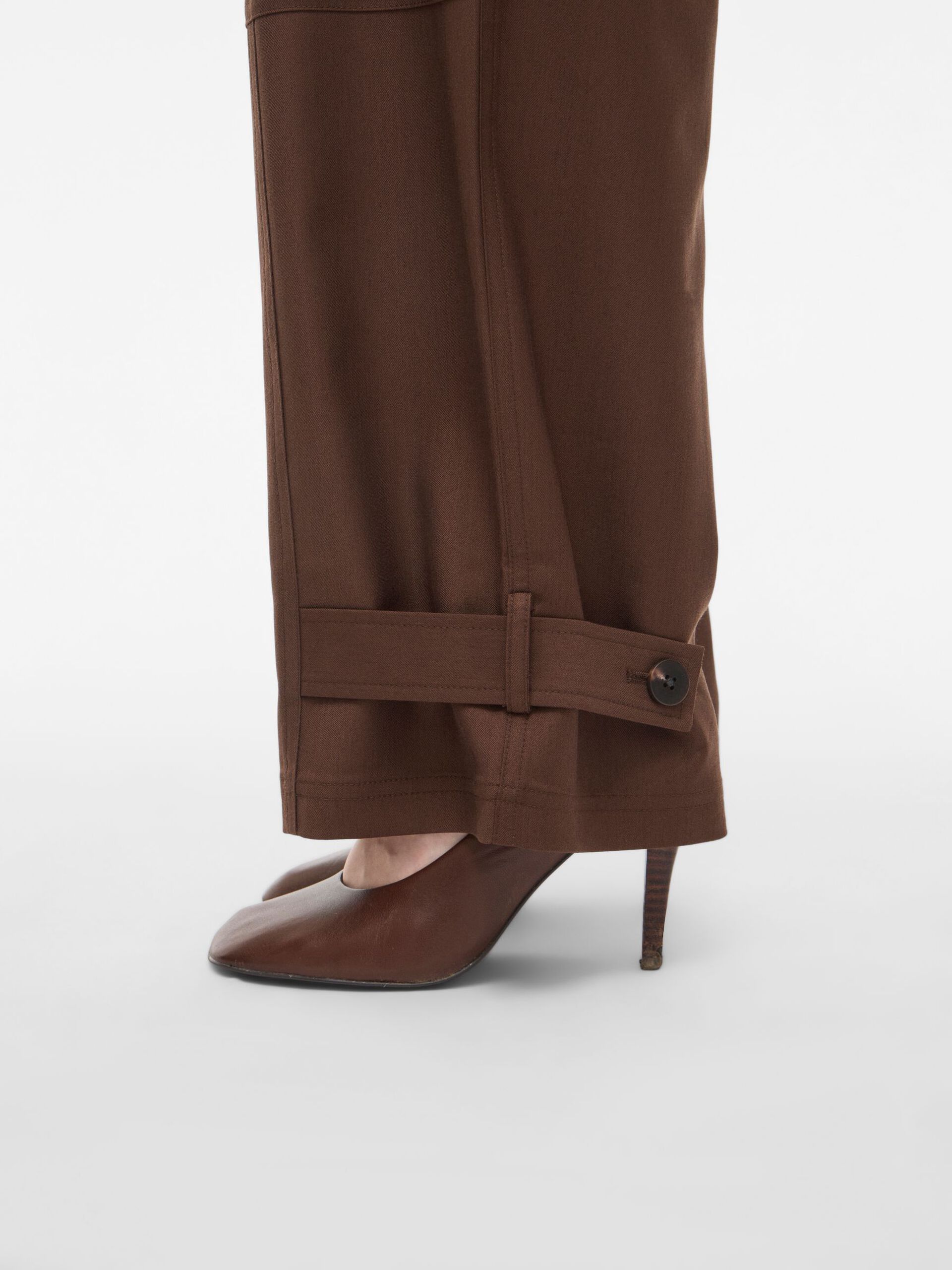 Carousel image - MID-WAIST TROUSERS, Chicory Coffee | 3