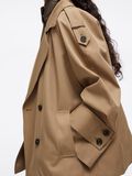 VILA SHORT 2-IN-1 TRENCHCOAT, Petrified Oak, highres - 14108591_PetrifiedOak_007.jpg