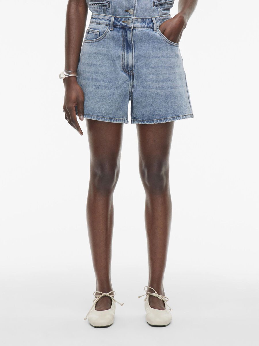 VILA HIGH WAIST DENIM SHORTS, Light Blue Denim, highres - 14105763_LightBlueDenim_003.jpg