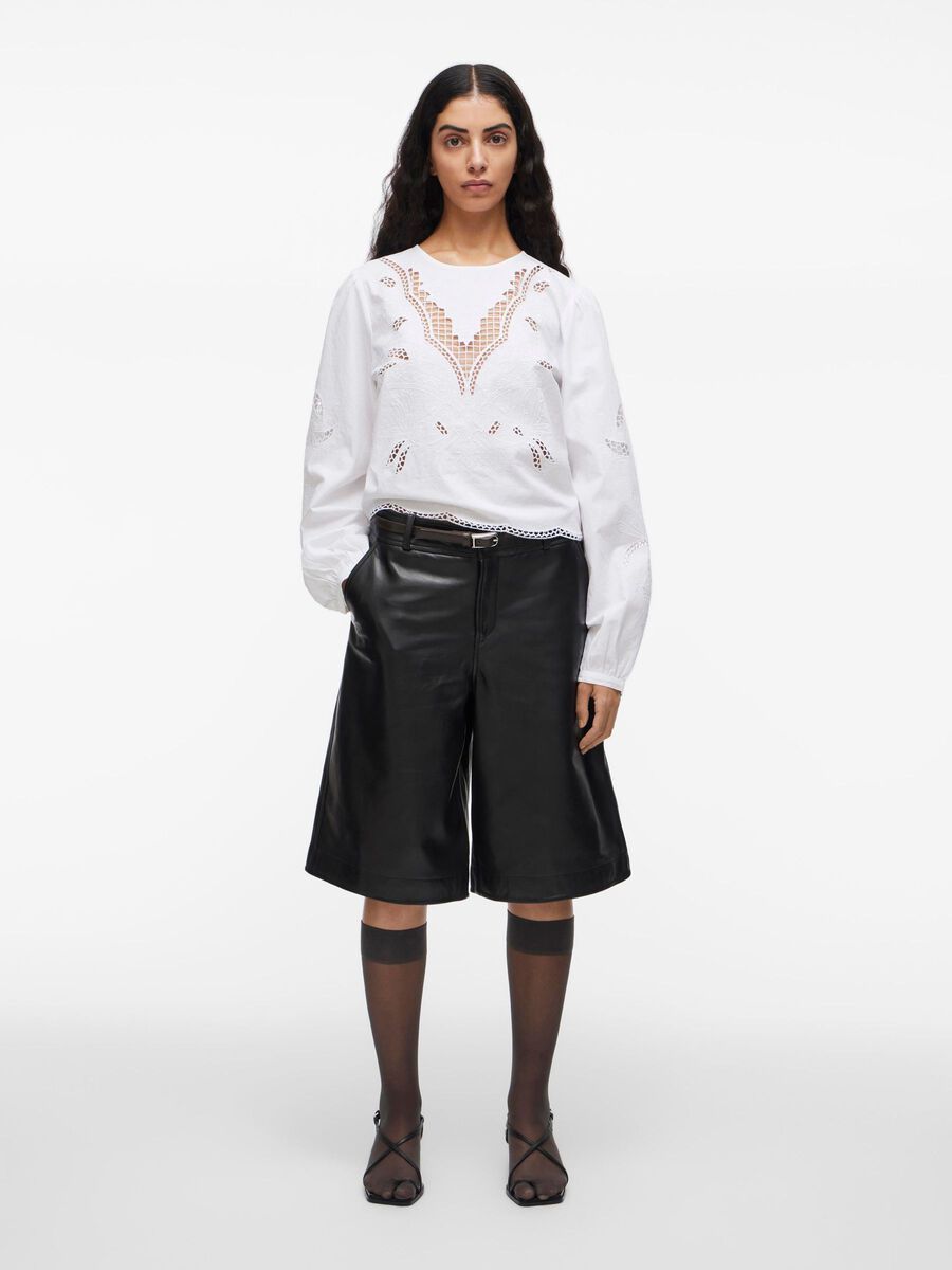 VILA MID-WAIST LONG LEATHER SHORTS, Meteorite, highres - 14107779_Meteorite_005.jpg