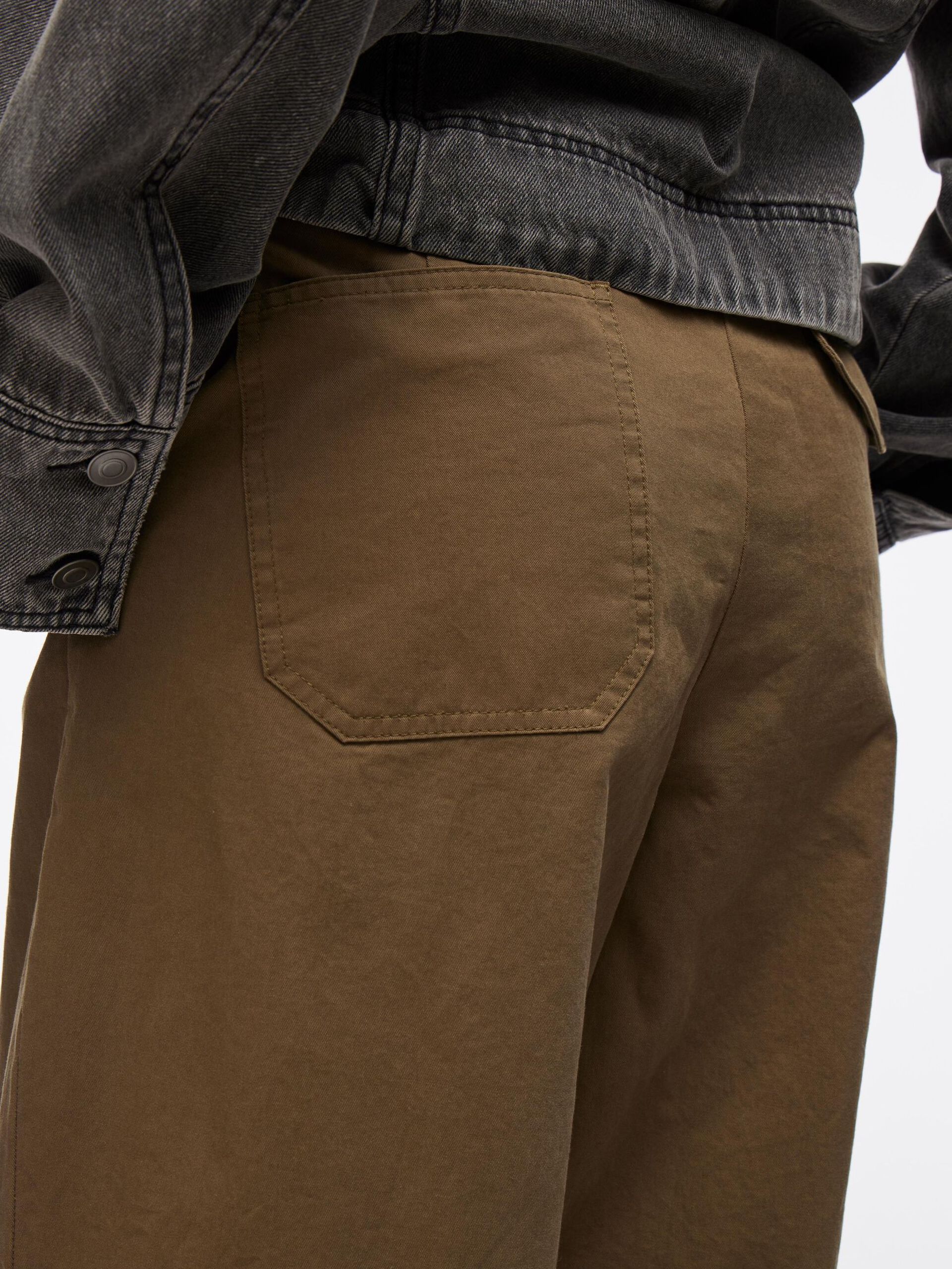 Carousel image - MID-WAIST TROUSERS, Dark Olive | 5