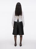 VILA MID-WAIST LONG LEATHER SHORTS, Meteorite, highres - 14107779_Meteorite_004.jpg